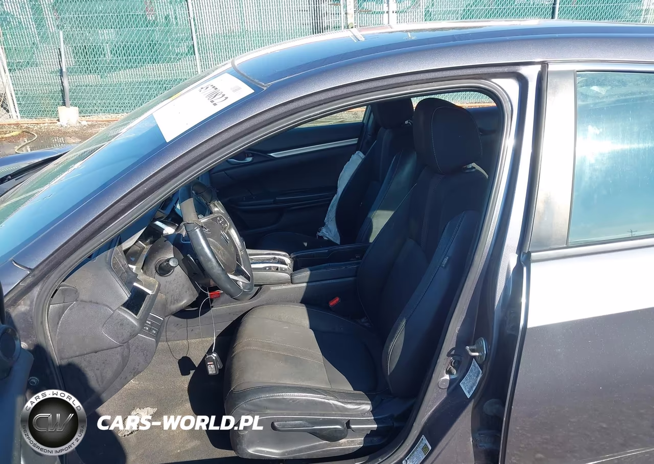 2019 Honda Civic Sport VIN:19XFC2F87KE025529 - 5