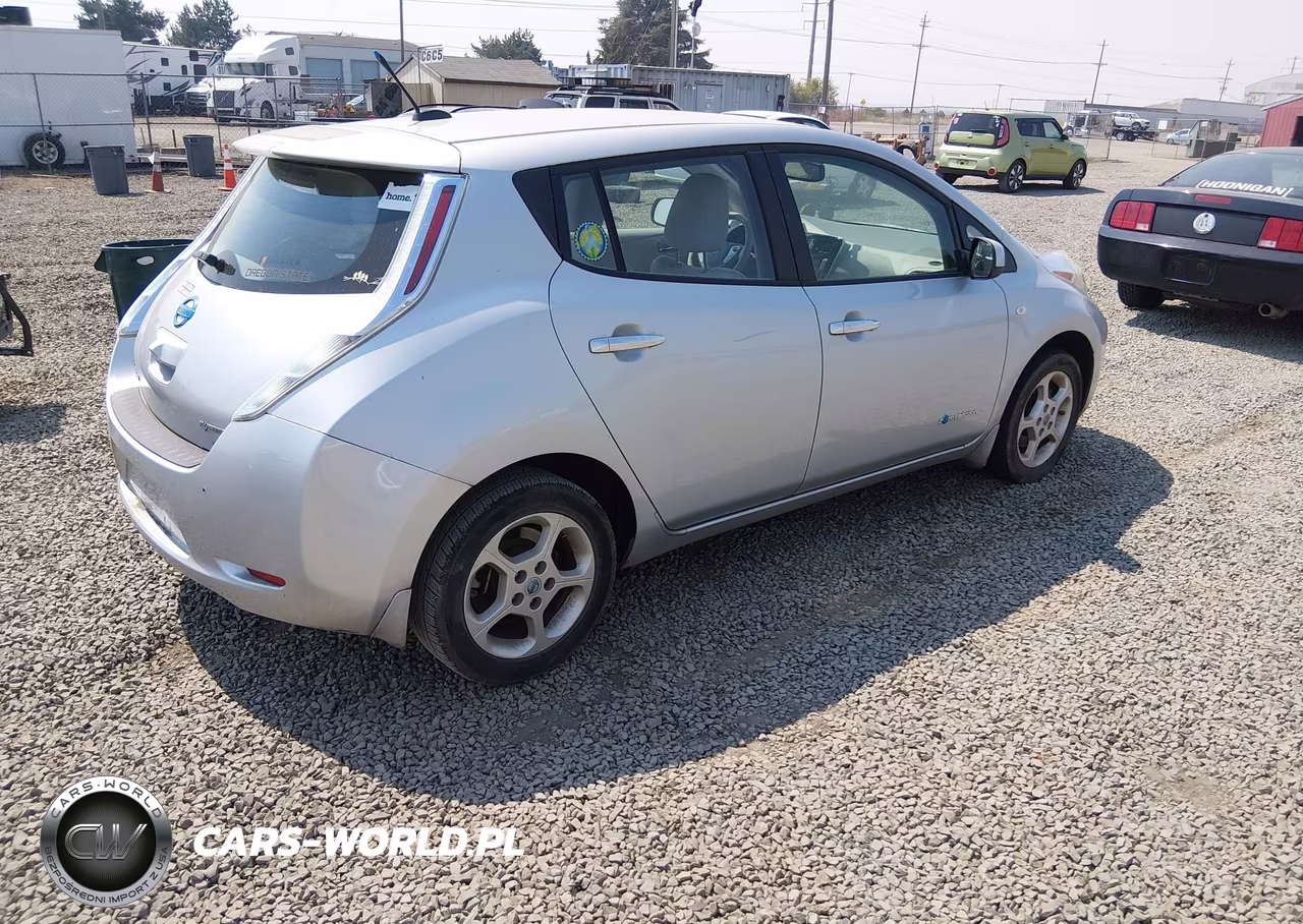 2011 Nissan Leaf Sl VIN:JN1AZ0CP7BT001105 - 4