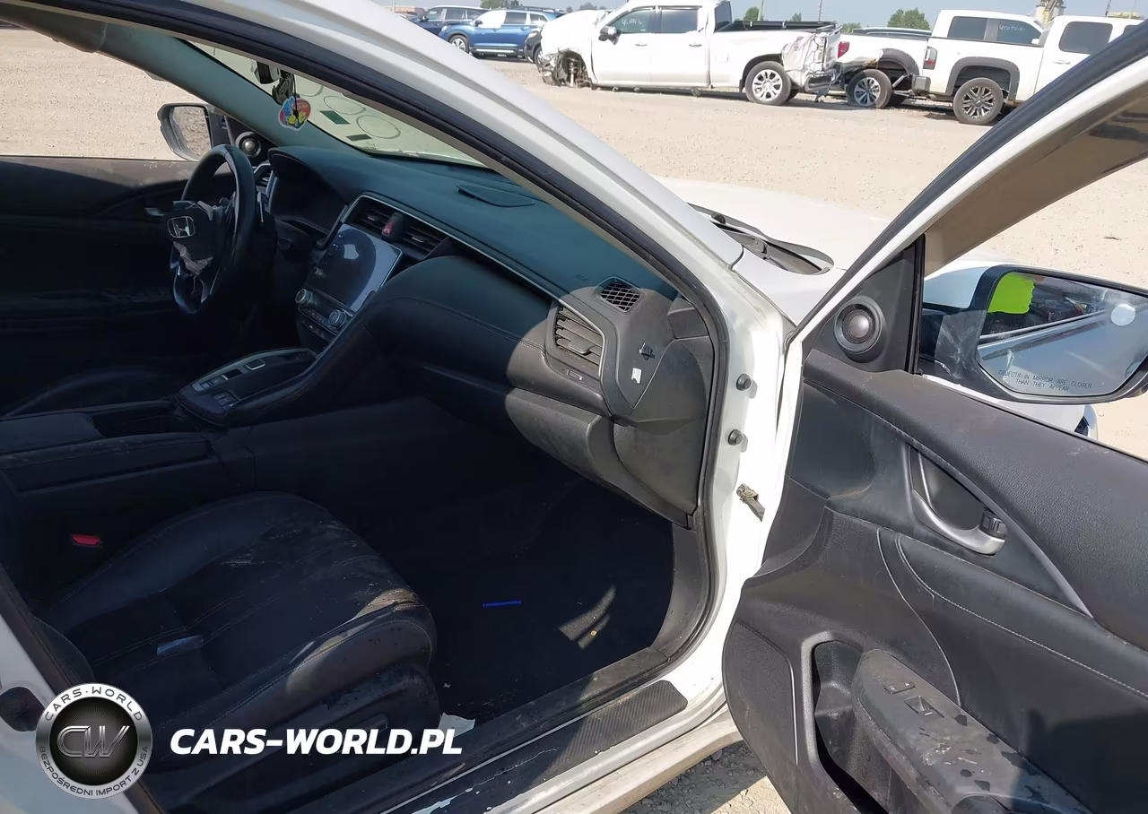 2019 Honda Insight Touring VIN:19XZE4F96KE000777 - 5