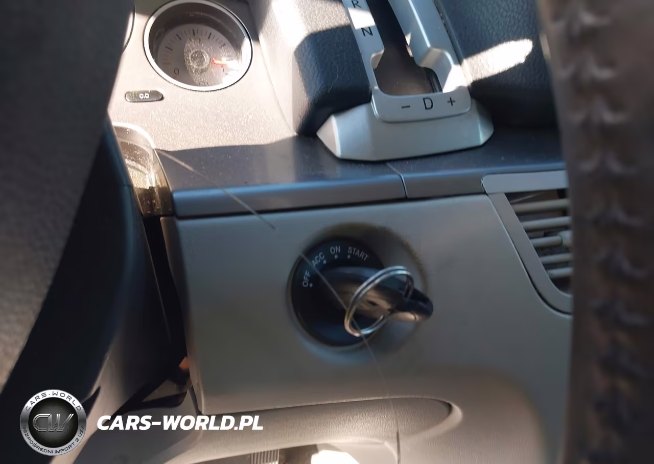 2009 Volkswagen Routan Sel Premium VIN:2V8HW64X39R579617 - 11
