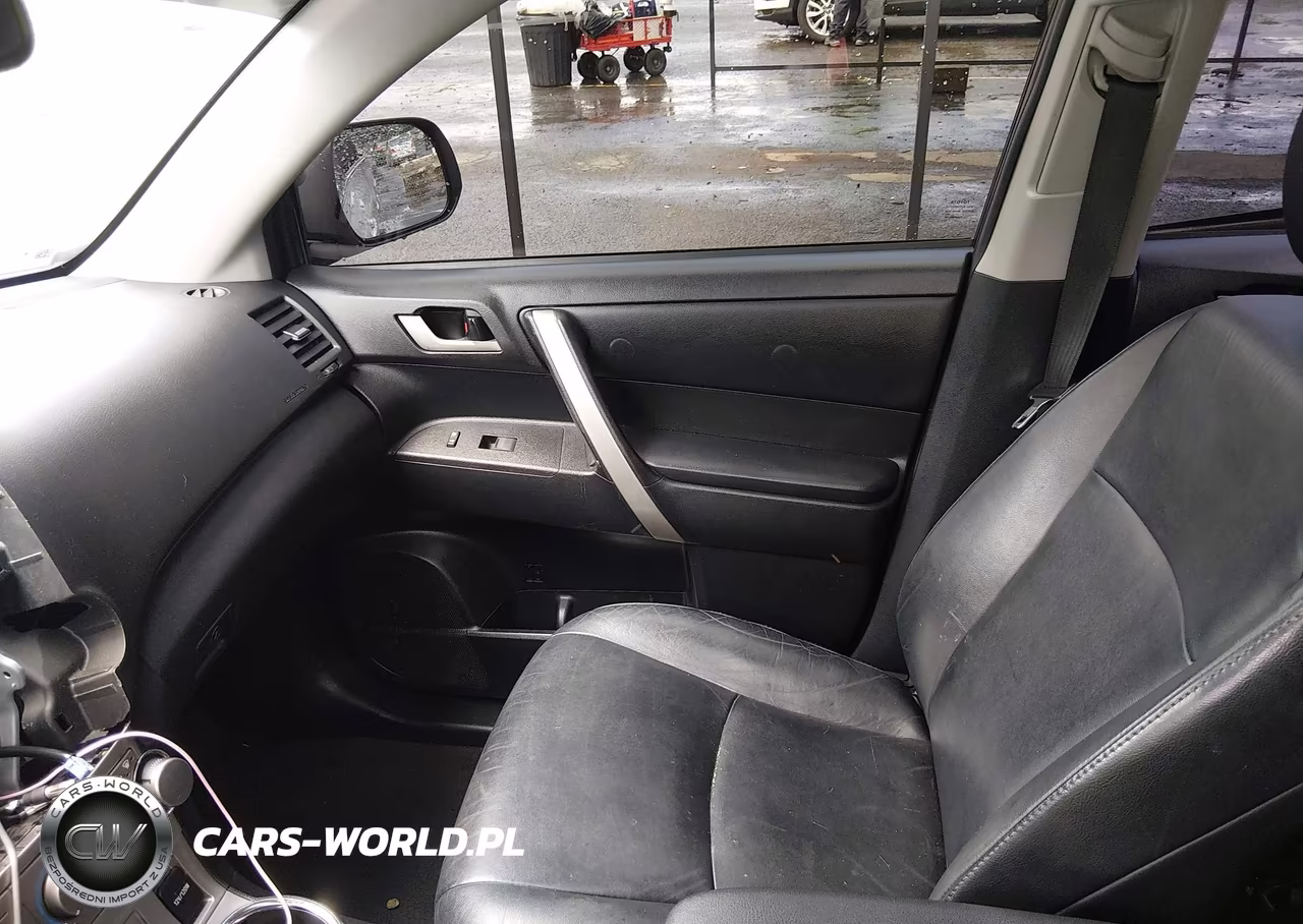2011 Toyota Highlander Se V6 VIN:5TDBK3EH4BS057630 - 5