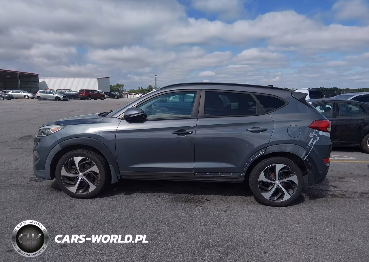 2018 Hyundai Tucson Value VIN:KM8J33A21JU682597 - 14