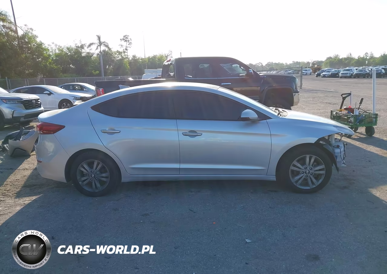 2018 Hyundai Elantra Sel VIN:5NPD84LF2JH237353 - 14