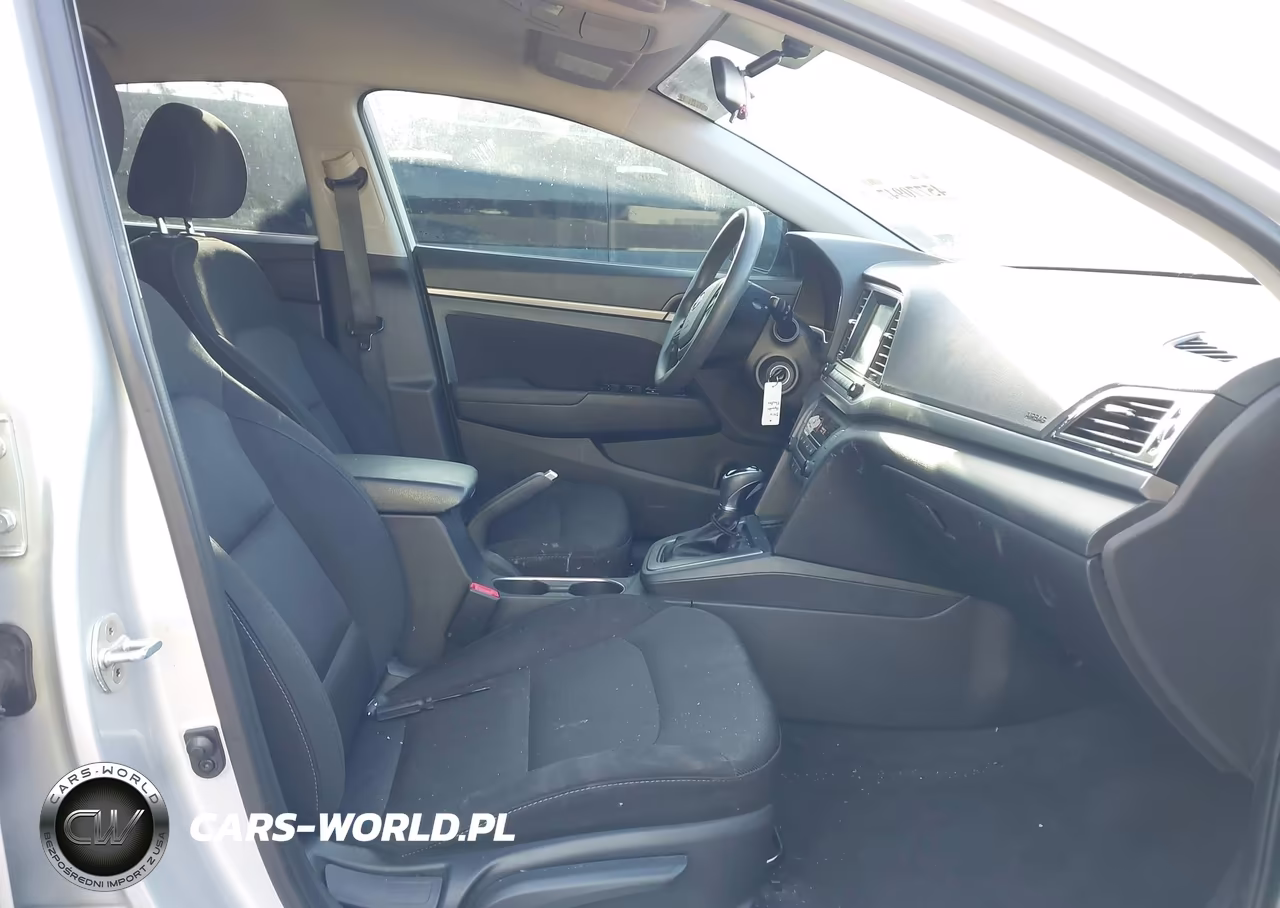 2018 Hyundai Elantra Sel VIN:5NPD84LF2JH237353 - 5