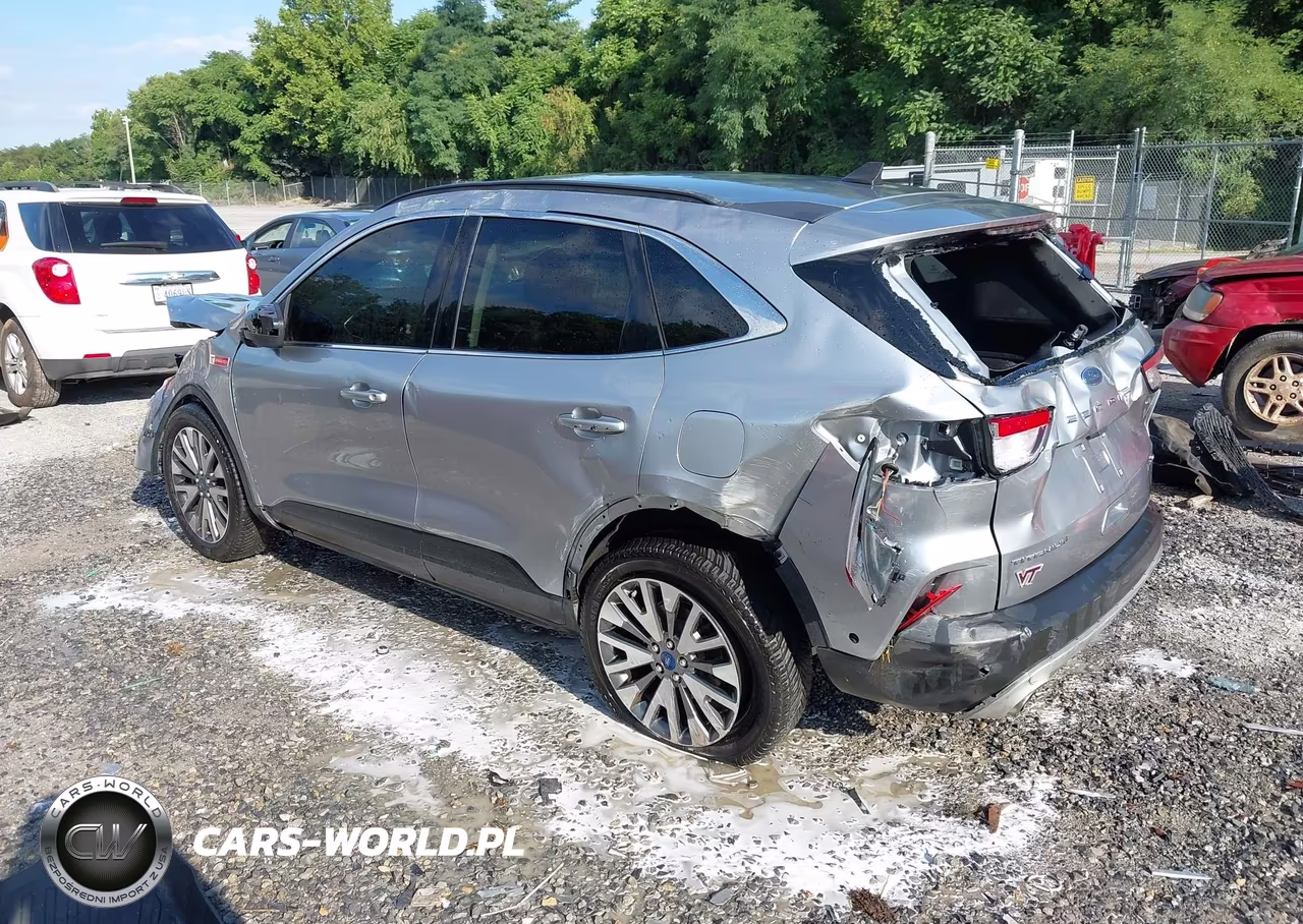 2021 Ford Escape Titanium VIN:1FMCU9J9XMUA71025 - 3