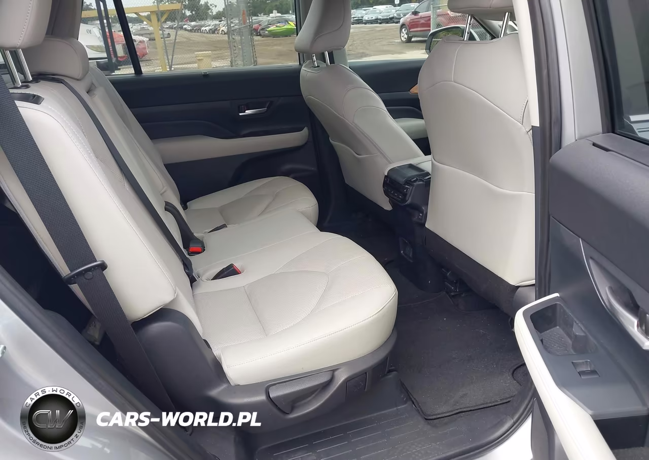 2024 Toyota Grand Highlander Limited VIN:5TDAAAA55RS010678 - 8
