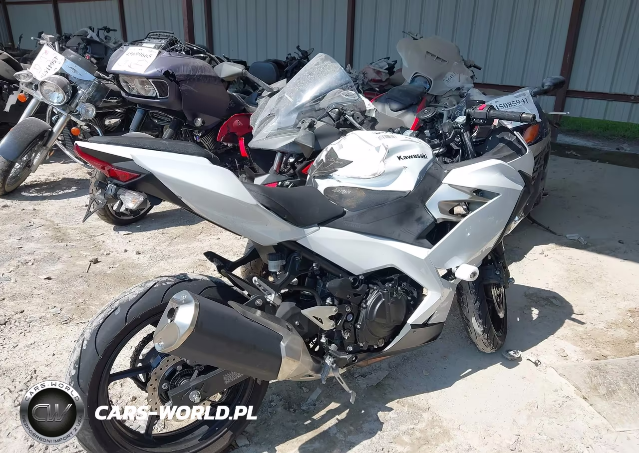 2020 Kawasaki Ex400 VIN:JKAEXKG19LDA81005 - 12