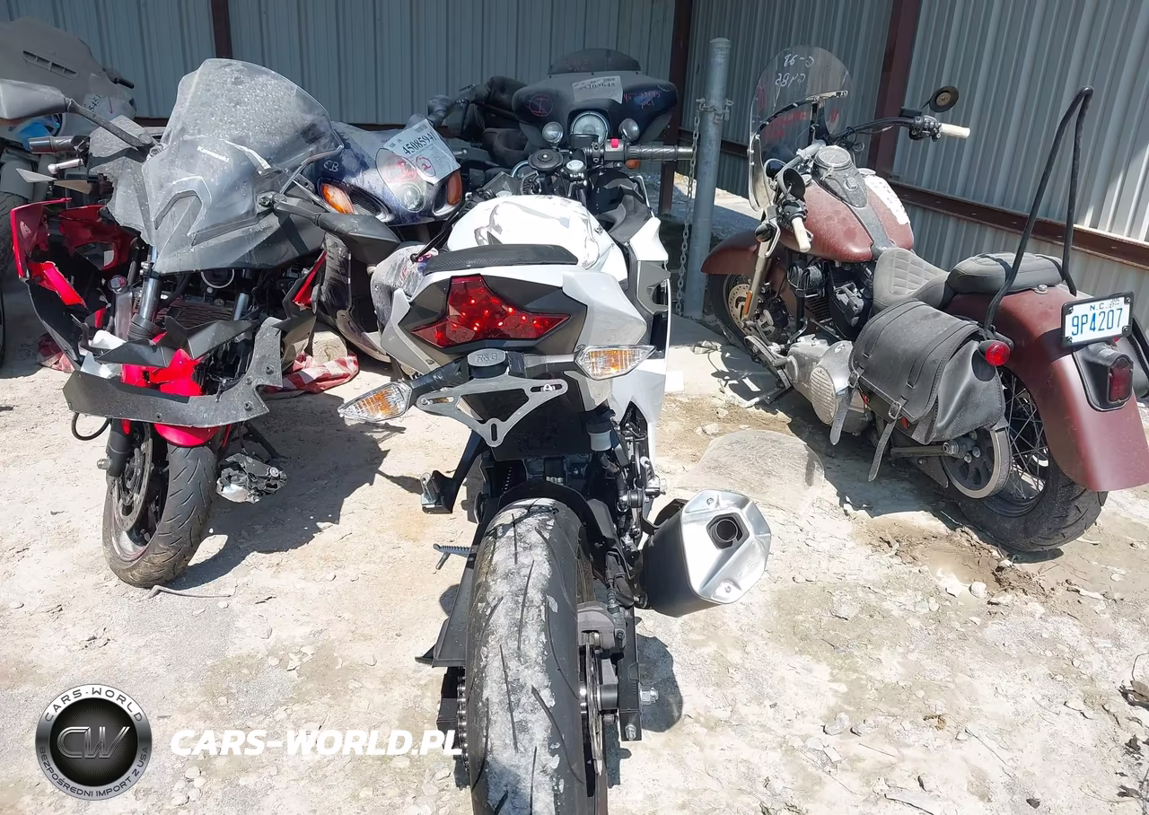 2020 Kawasaki Ex400 VIN:JKAEXKG19LDA81005 - 6