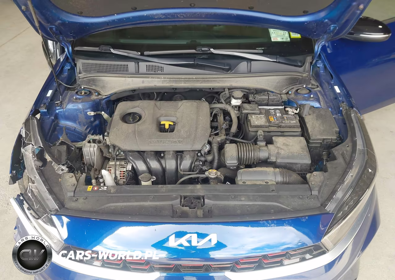 2024 Kia Forte Gt-Line VIN:3KPF54AD0RE778291 - 10
