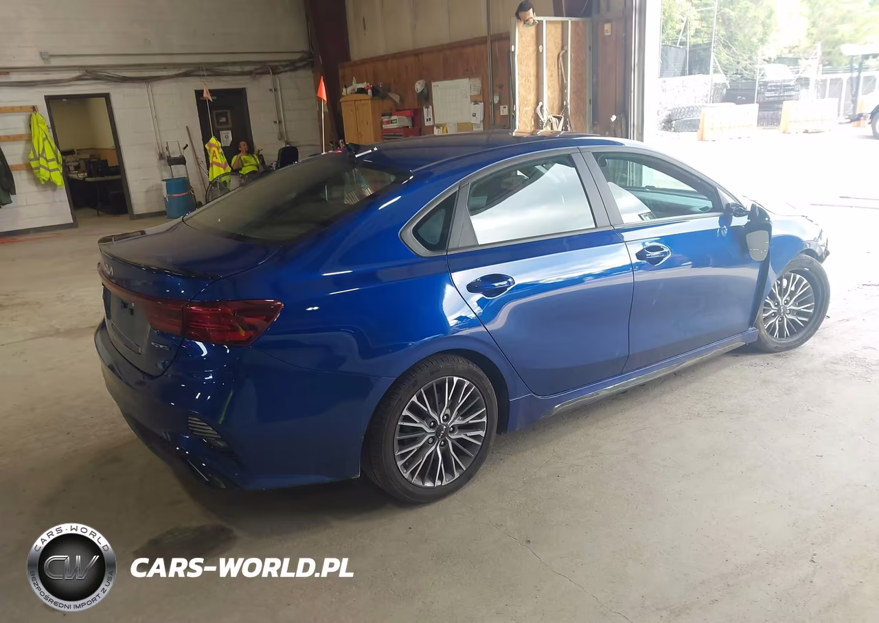 2024 Kia Forte Gt-Line VIN:3KPF54AD0RE778291 - 4