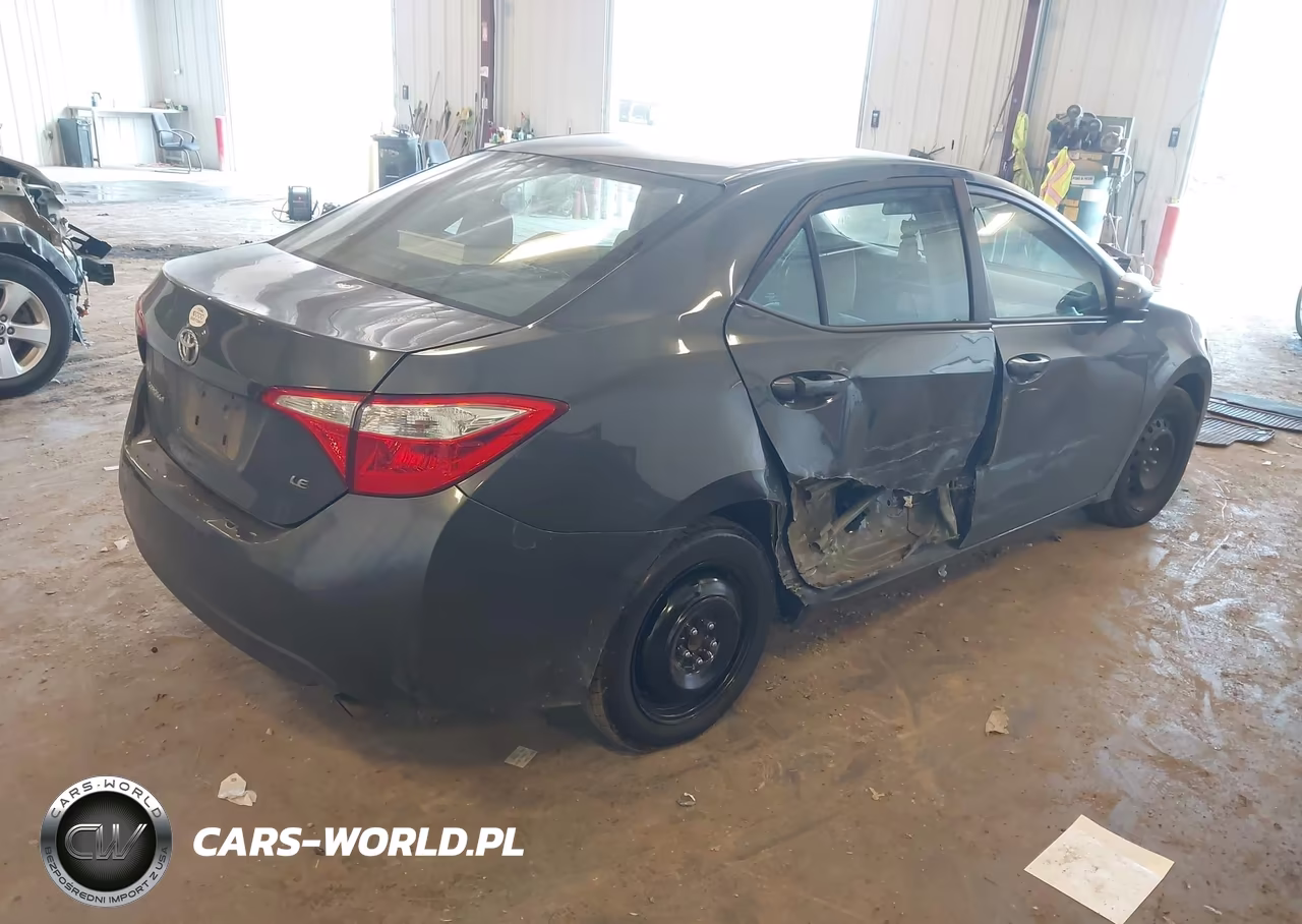 2015 Toyota Corolla Le VIN:2T1BURHEXFC405685 - 4