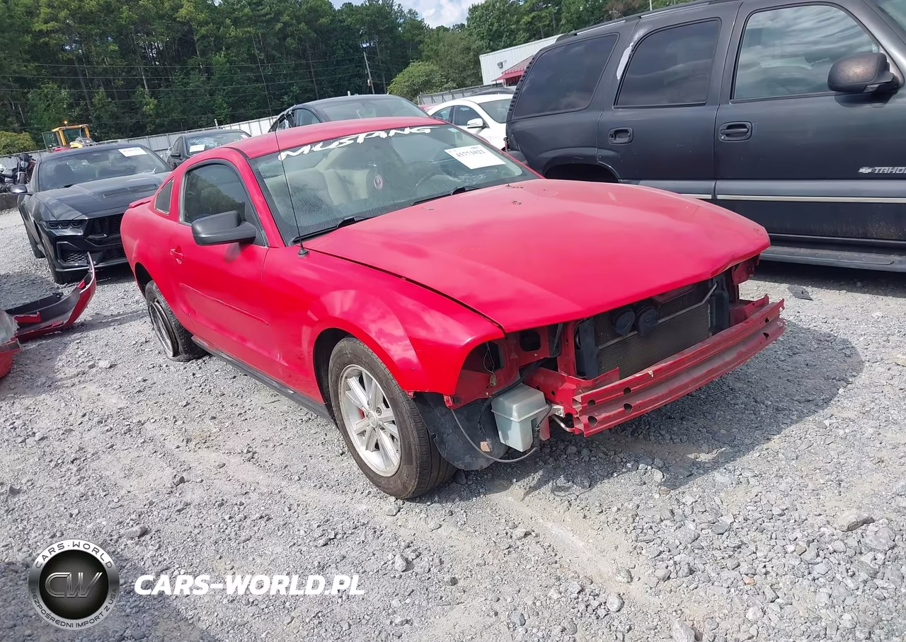 2007 Ford Mustang V6 Deluxe-V6 Premium