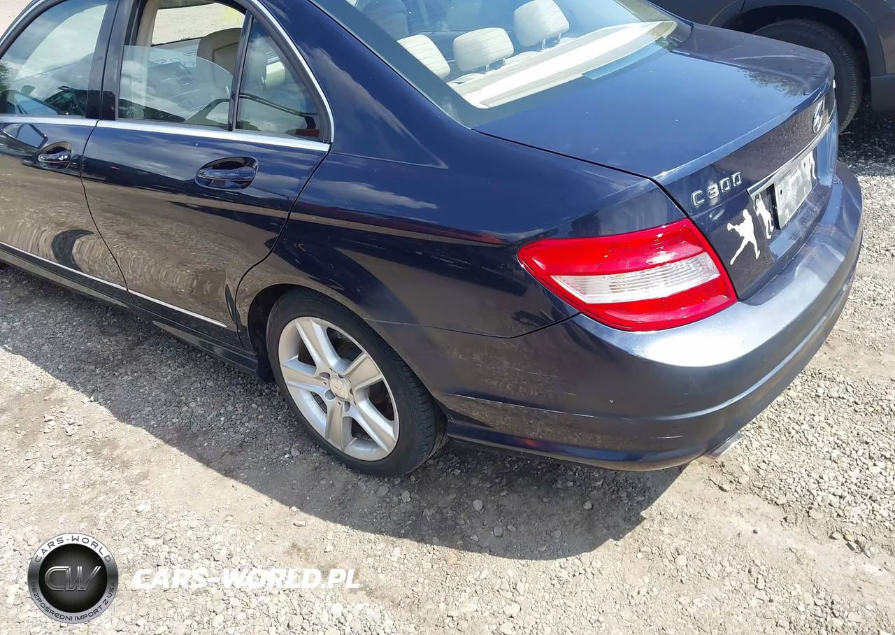 2011 Mercedes-Benz C 300 Luxury 4Matic-Sport 4Matic VIN:WDDGF8BB0BR150141 - 6