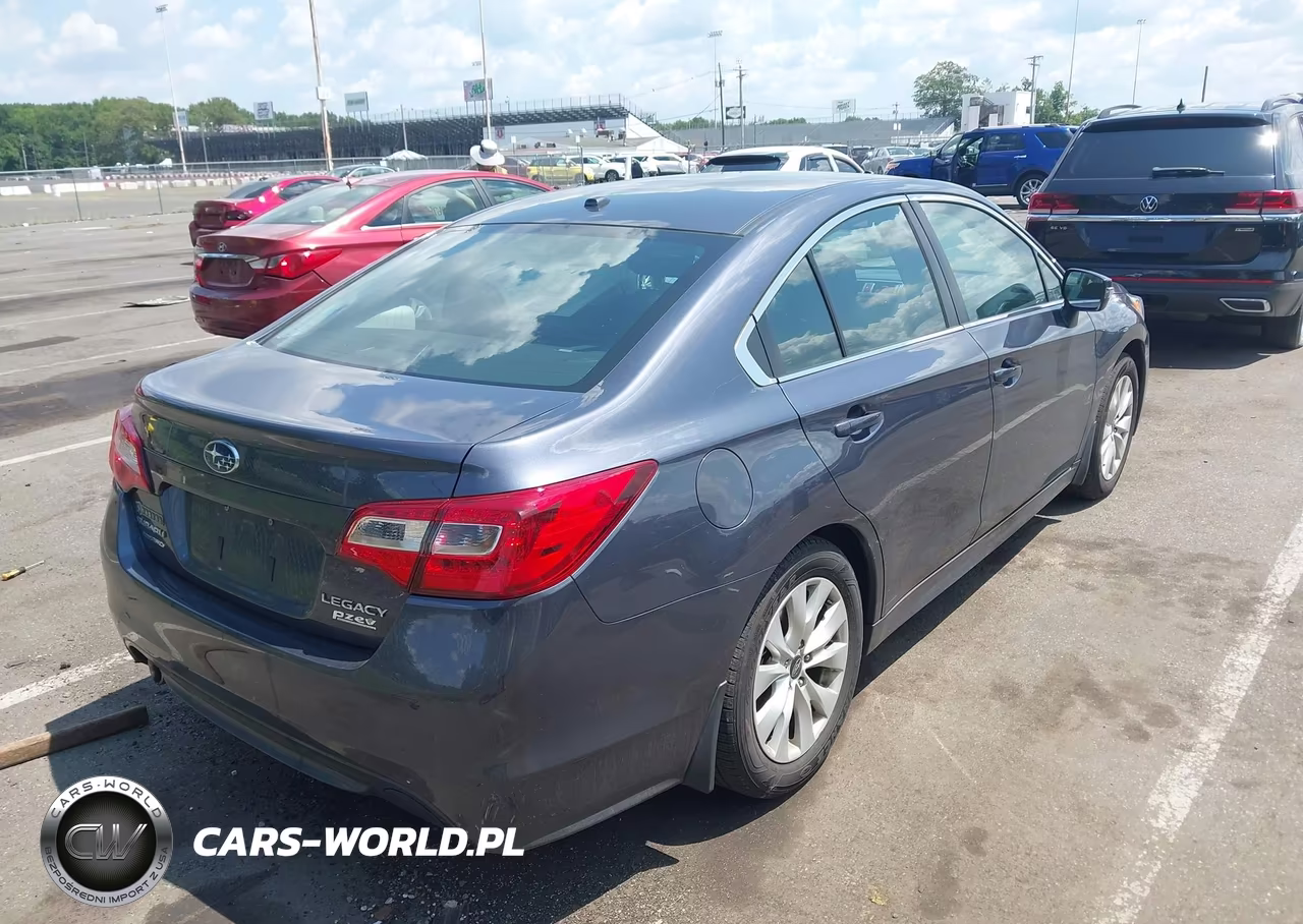 2015 Subaru Legacy 2.5I Premium VIN:4S3BNAF66F3054616 - 4