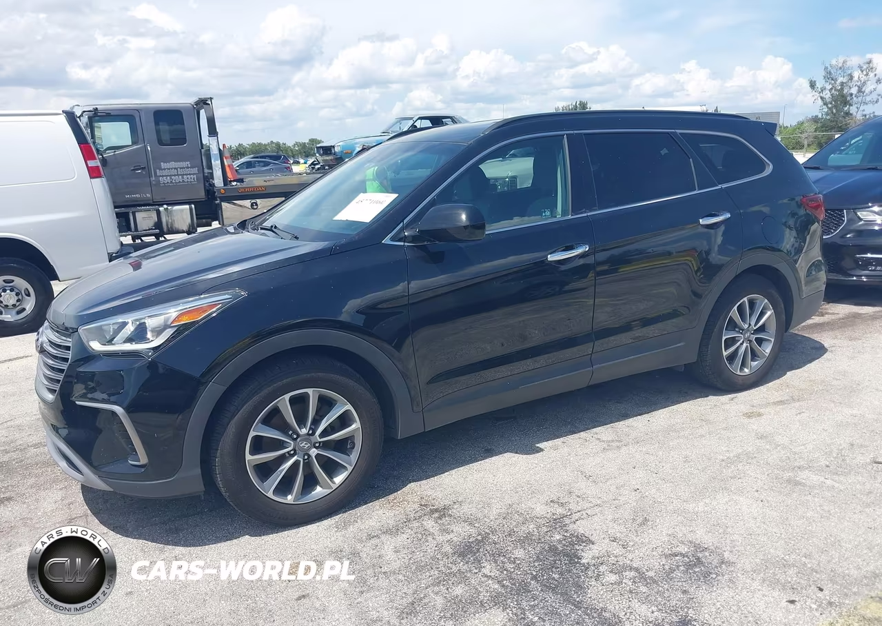 2017 Hyundai Santa Fe Se VIN:KM8SMDHF3HU224022 - 2