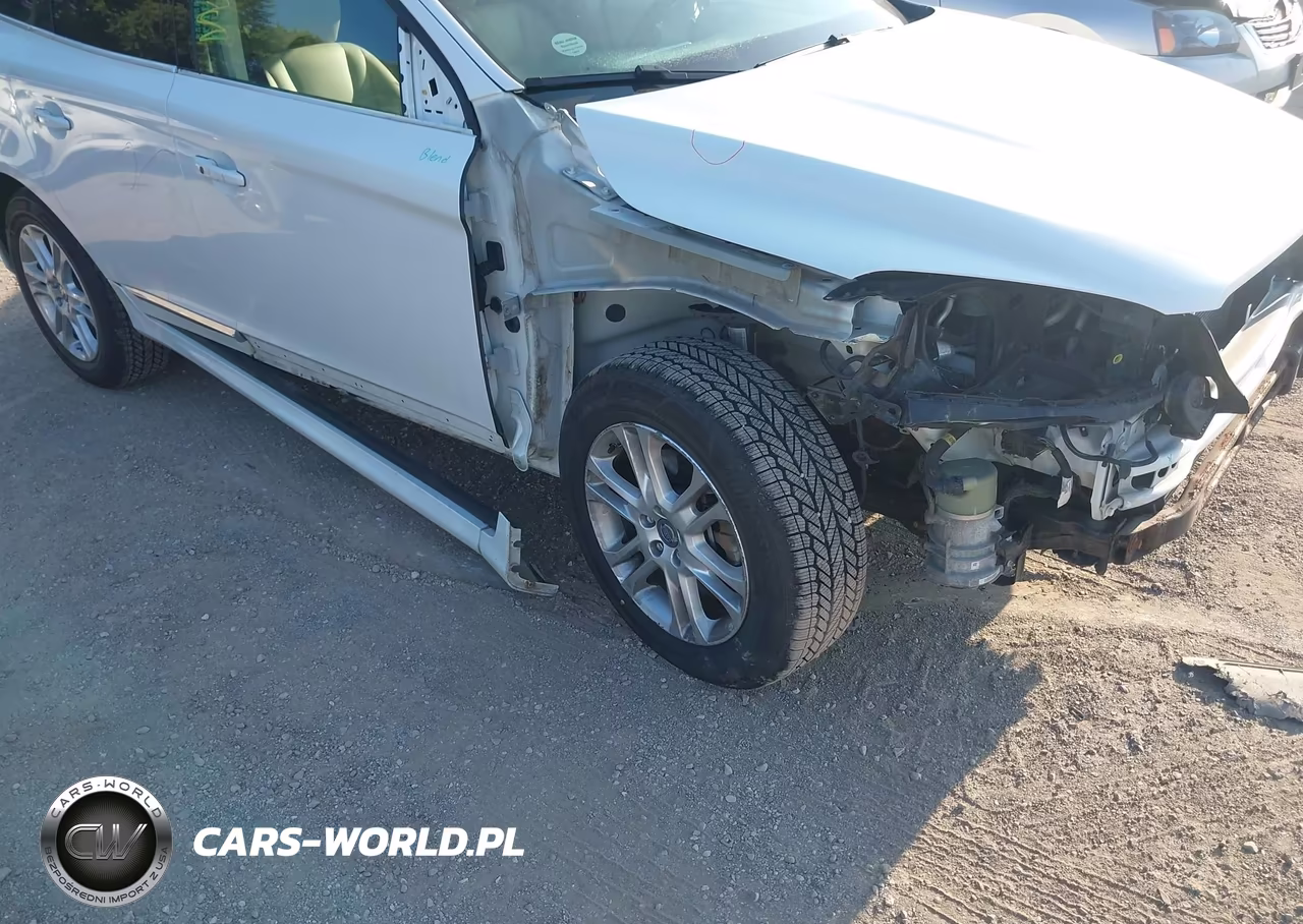 2015 Volvo Xc60 T5-T5 Premier VIN:YV4612RK2F2634198 - 13