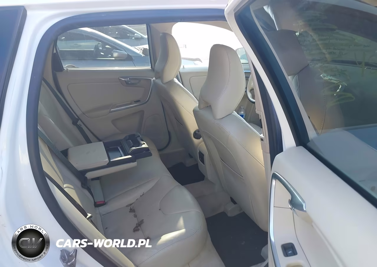 2015 Volvo Xc60 T5-T5 Premier VIN:YV4612RK2F2634198 - 8