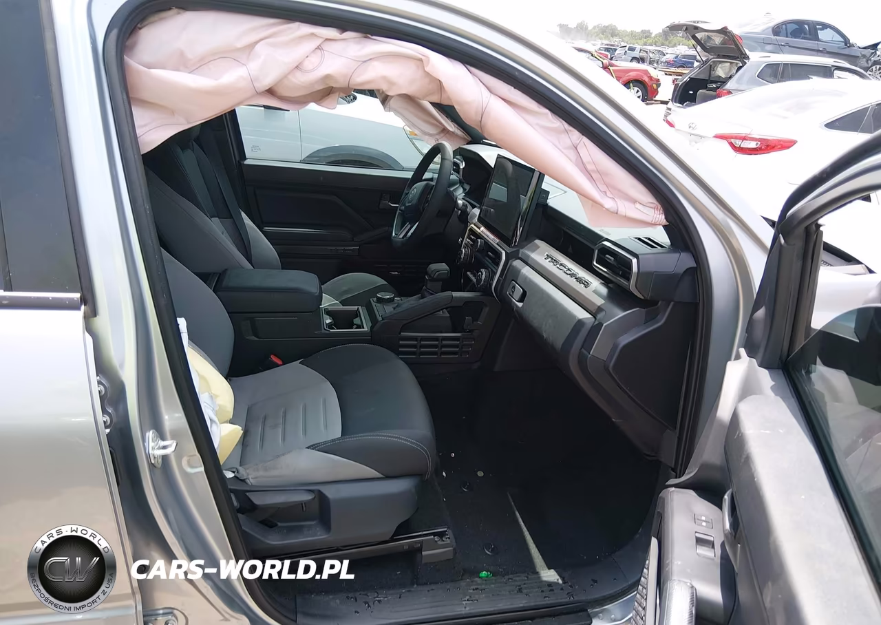 2026 Toyota Tacoma Trd Sport VIN:3TMKB5FN3TM073674 - 5