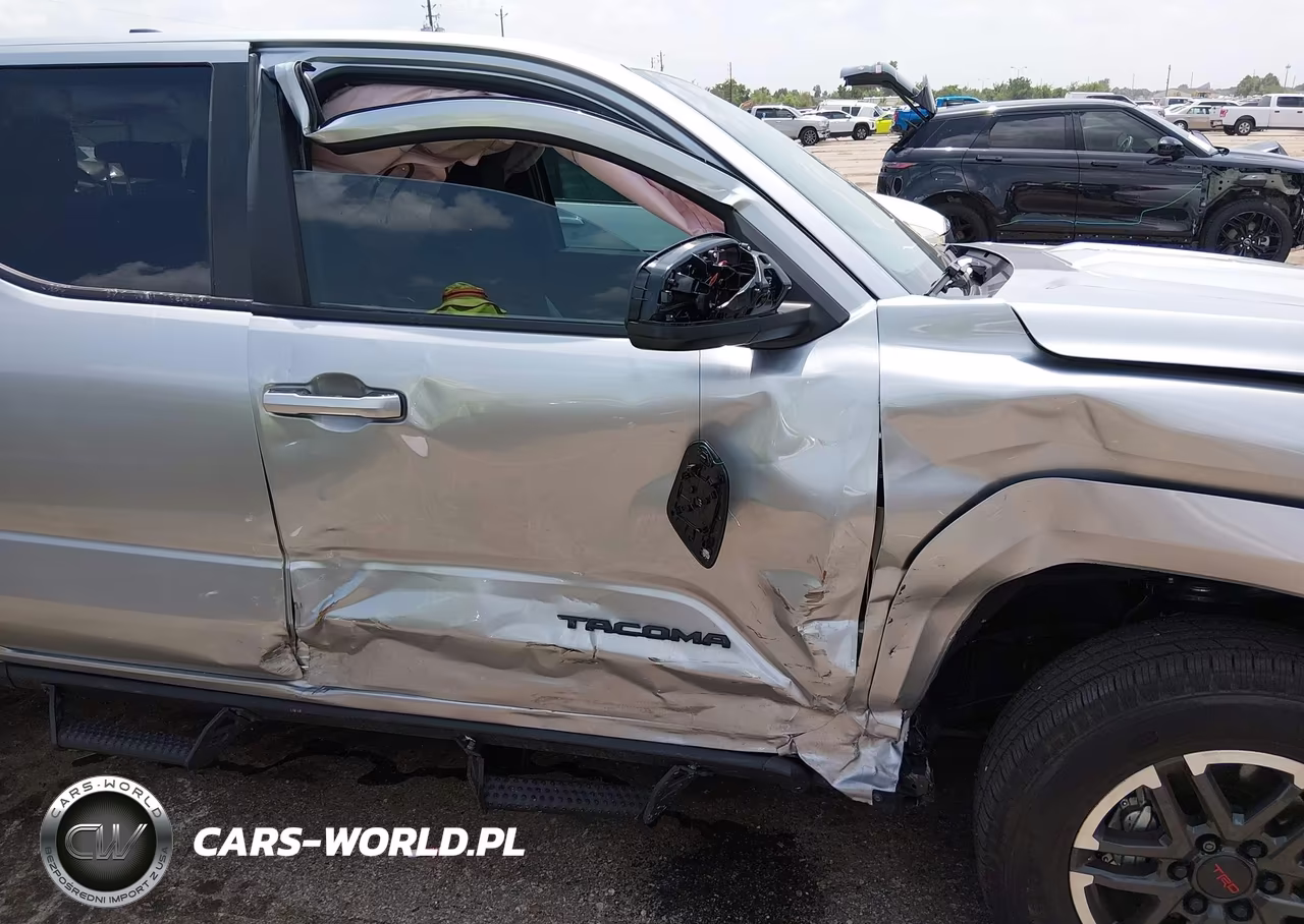 2026 Toyota Tacoma Trd Sport VIN:3TMKB5FN3TM073674 - 6