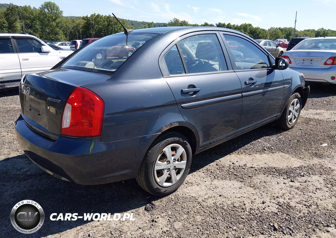 2011 Hyundai Accent Gls VIN:KMHCN4AC8BU602926 - 4