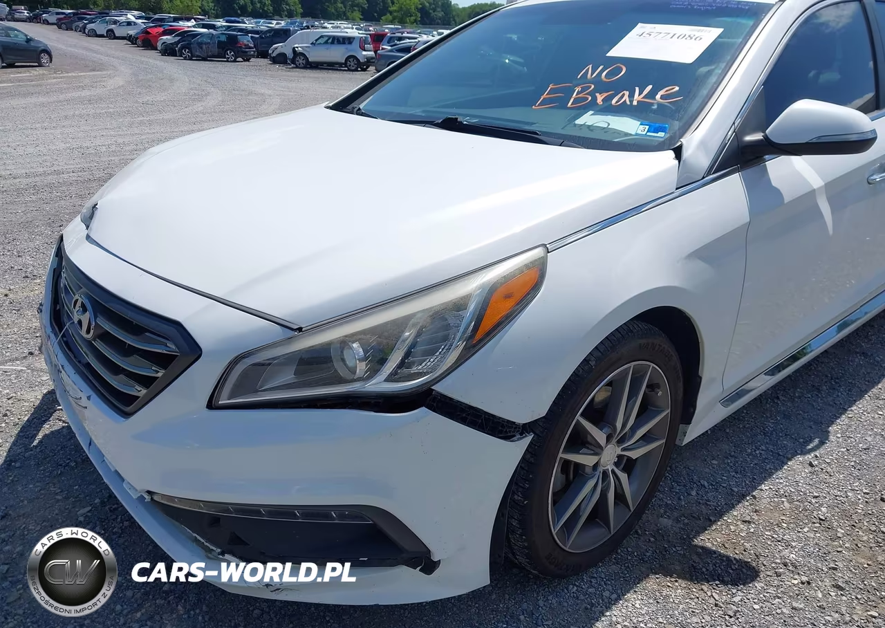 2015 Hyundai Sonata Sport 2.0T VIN:5NPE34AB1FH090968 - 12