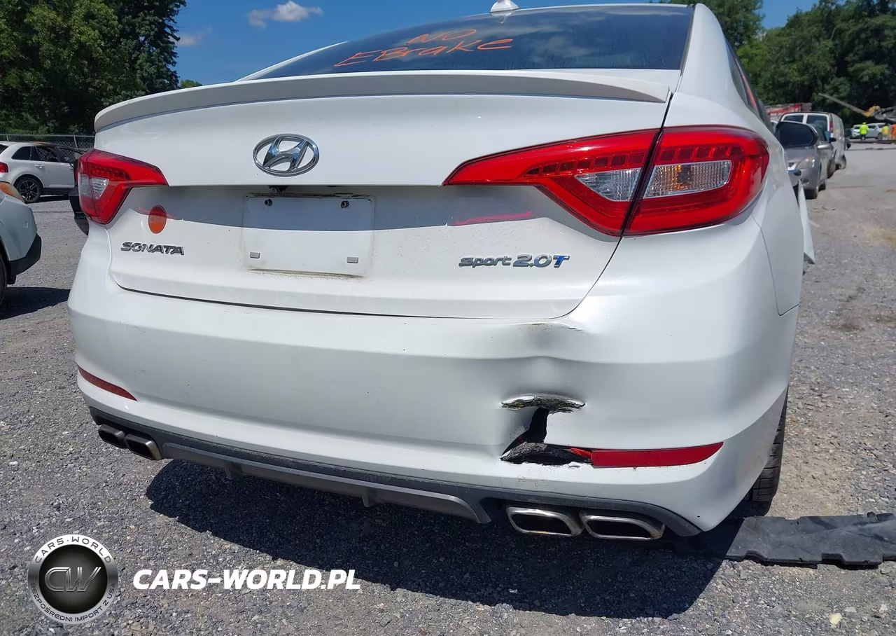 2015 Hyundai Sonata Sport 2.0T VIN:5NPE34AB1FH090968 - 16