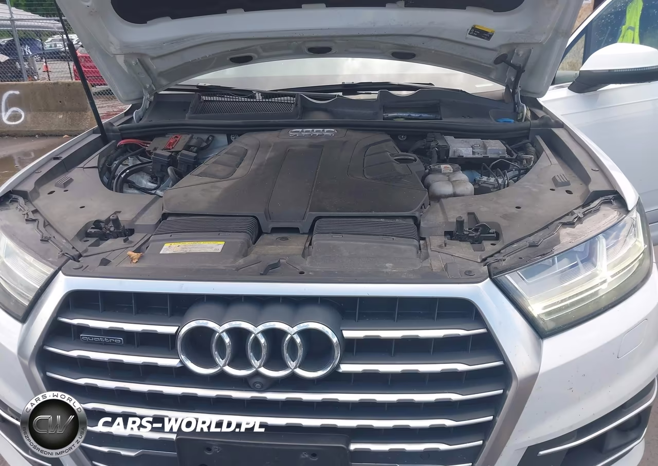 2018 Audi Q7 3.0T Premium VIN:WA1VAAF75JD016258 - 10