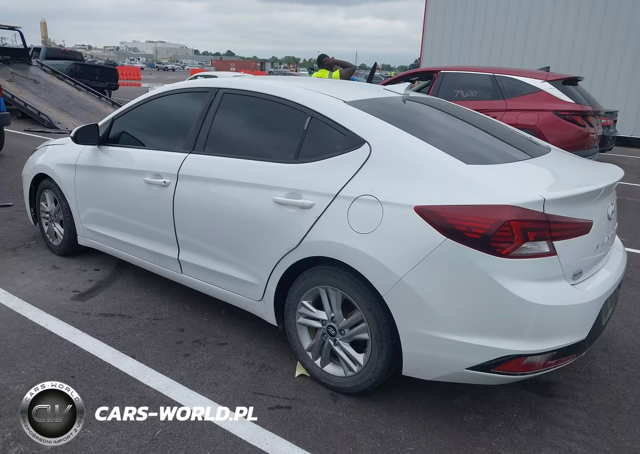 2020 Hyundai Elantra Sel VIN:5NPD84LF0LH574879 - 3