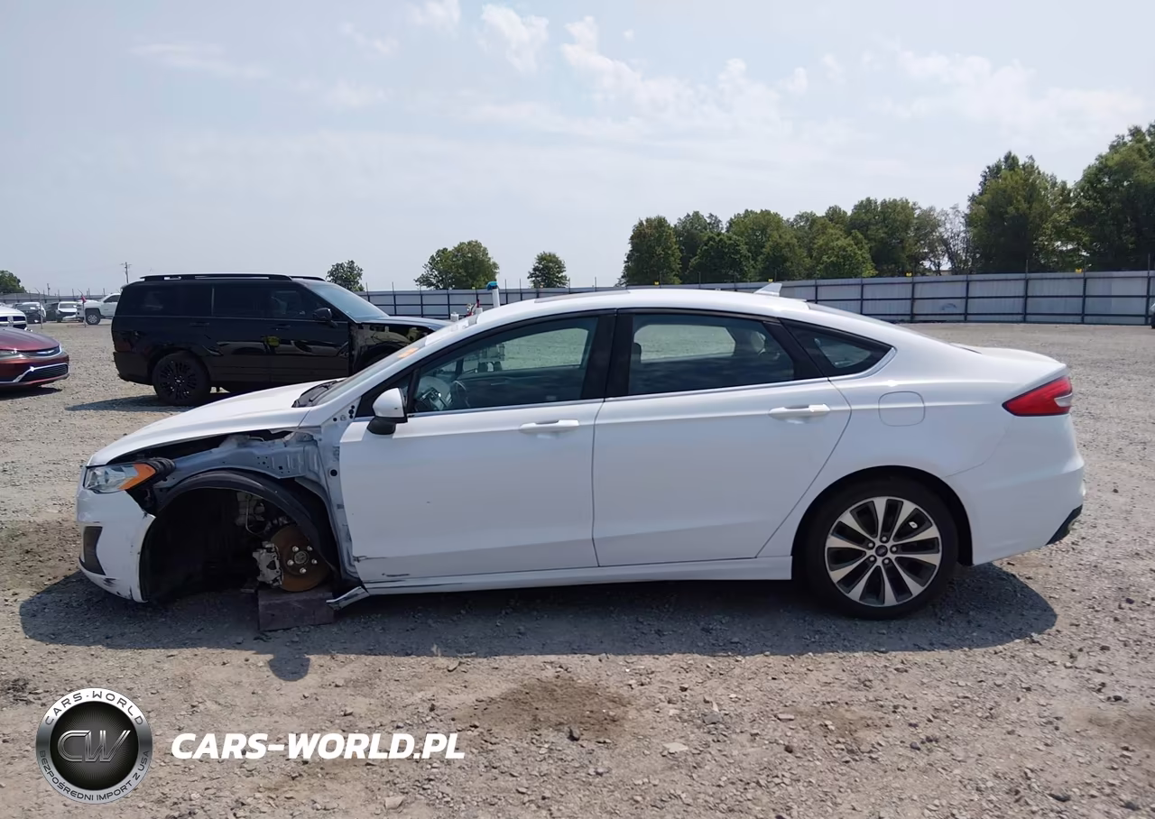 2020 Ford Fusion Se VIN:3FA6P0T90LR191462 - 15