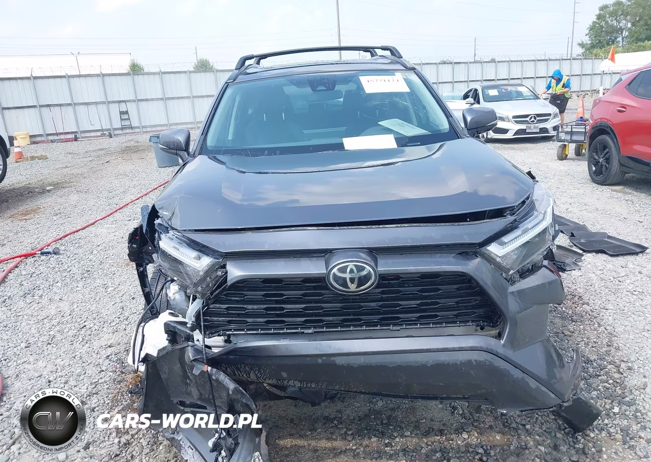 2025 Toyota Rav4 Xle Premium VIN:2T3C1RFV9SC336635 - 12