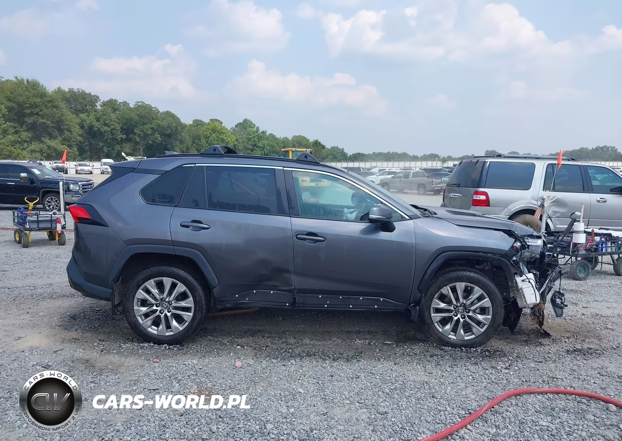2025 Toyota Rav4 Xle Premium VIN:2T3C1RFV9SC336635 - 13