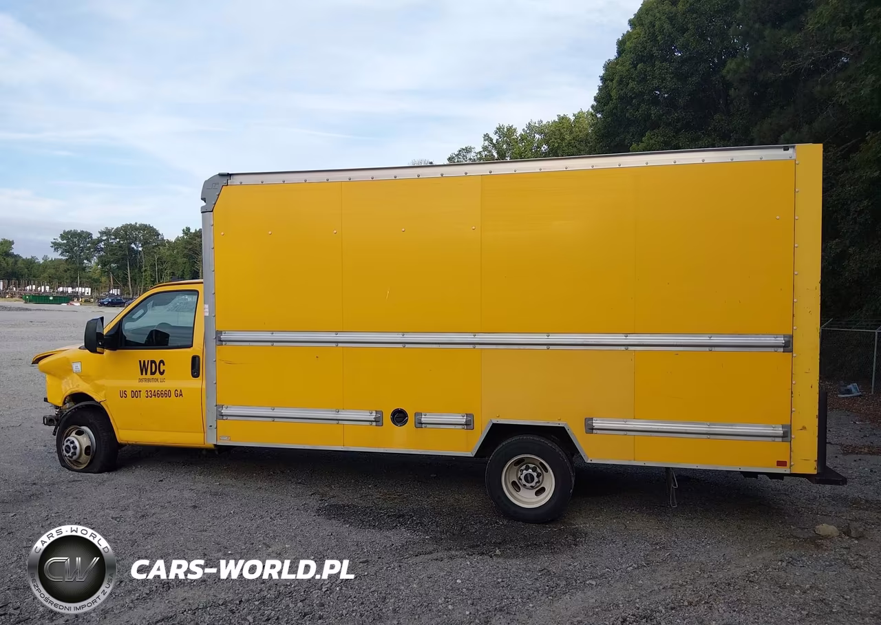 2016 GMC Savana Cutaway 3500 VIN:1GD37TCG0G1276231 - 17
