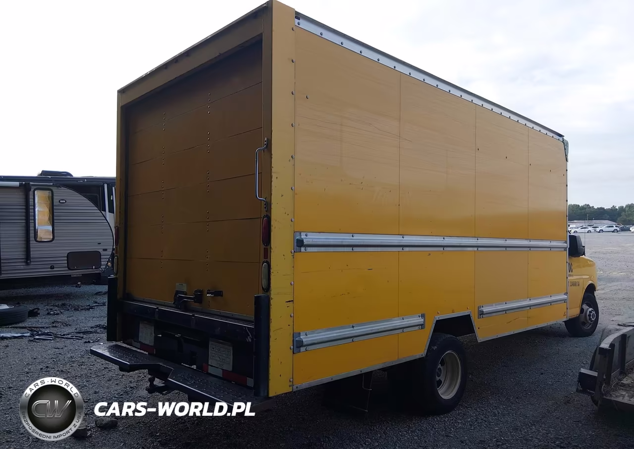 2016 GMC Savana Cutaway 3500 VIN:1GD37TCG0G1276231 - 4
