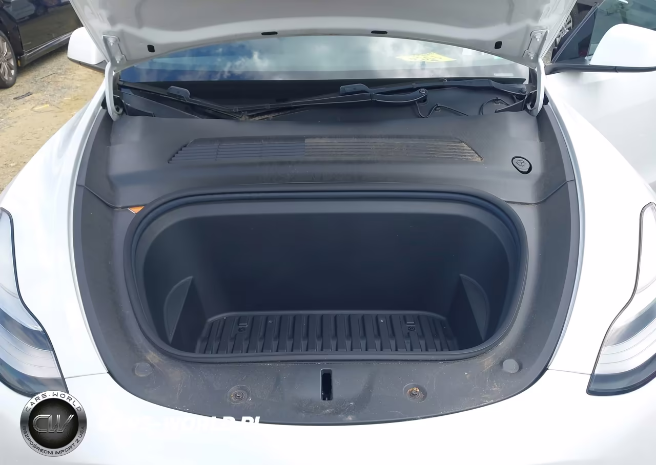 2021 Tesla Model Y Long Range Dual Motor All-Wheel Drive VIN:5YJYGDEE7MF074341 - 10
