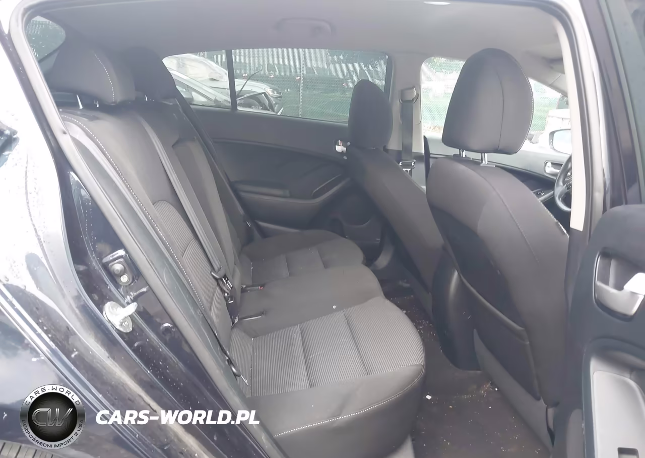 2017 Kia Forte Lx VIN:KNAFK5A83H5725514 - 8
