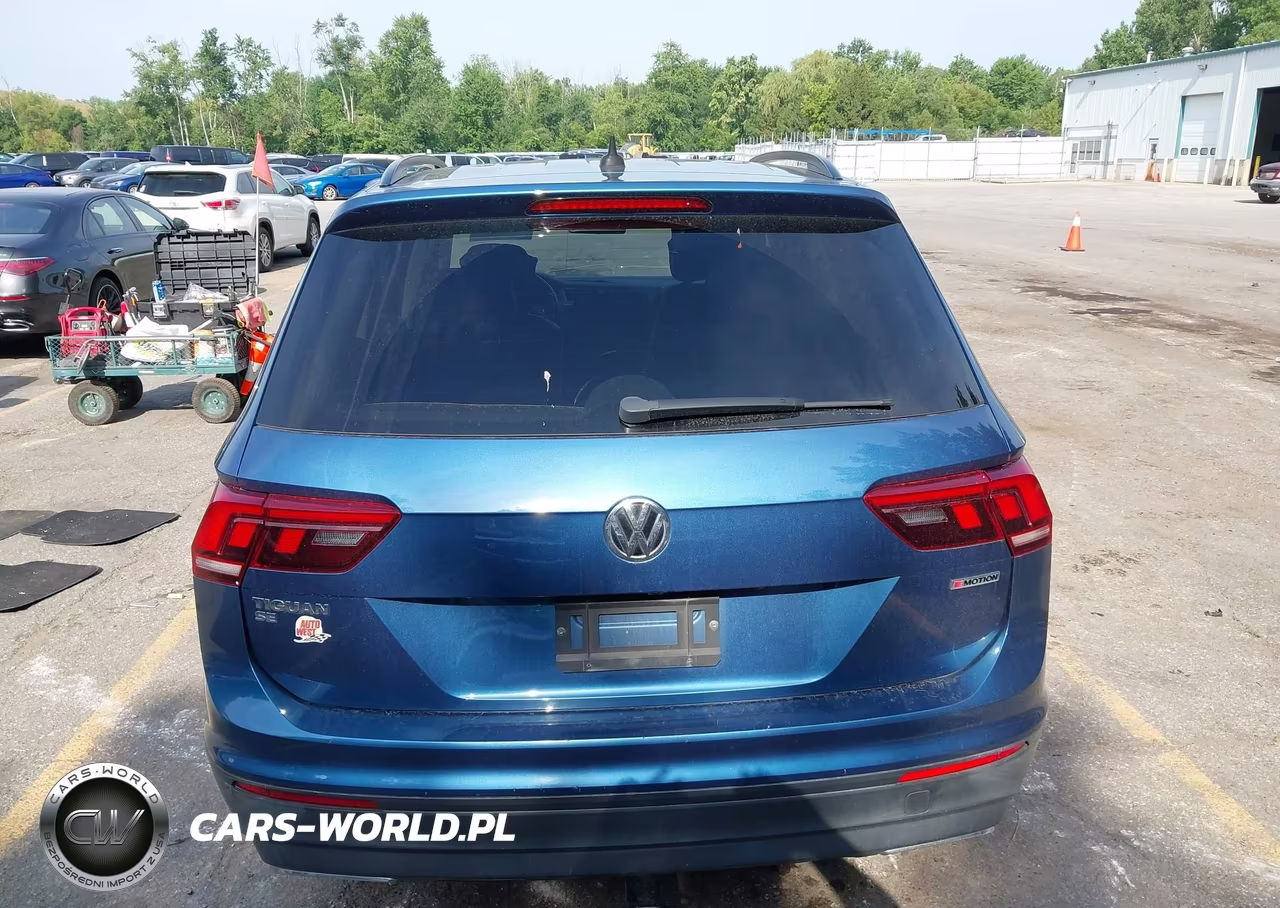 2019 Volkswagen Tiguan 2.0T Se-2.0T Sel-2.0T Sel R-Line-2.0T Sel R-Line Black VIN:3VV2B7AXXKM038800 - 16