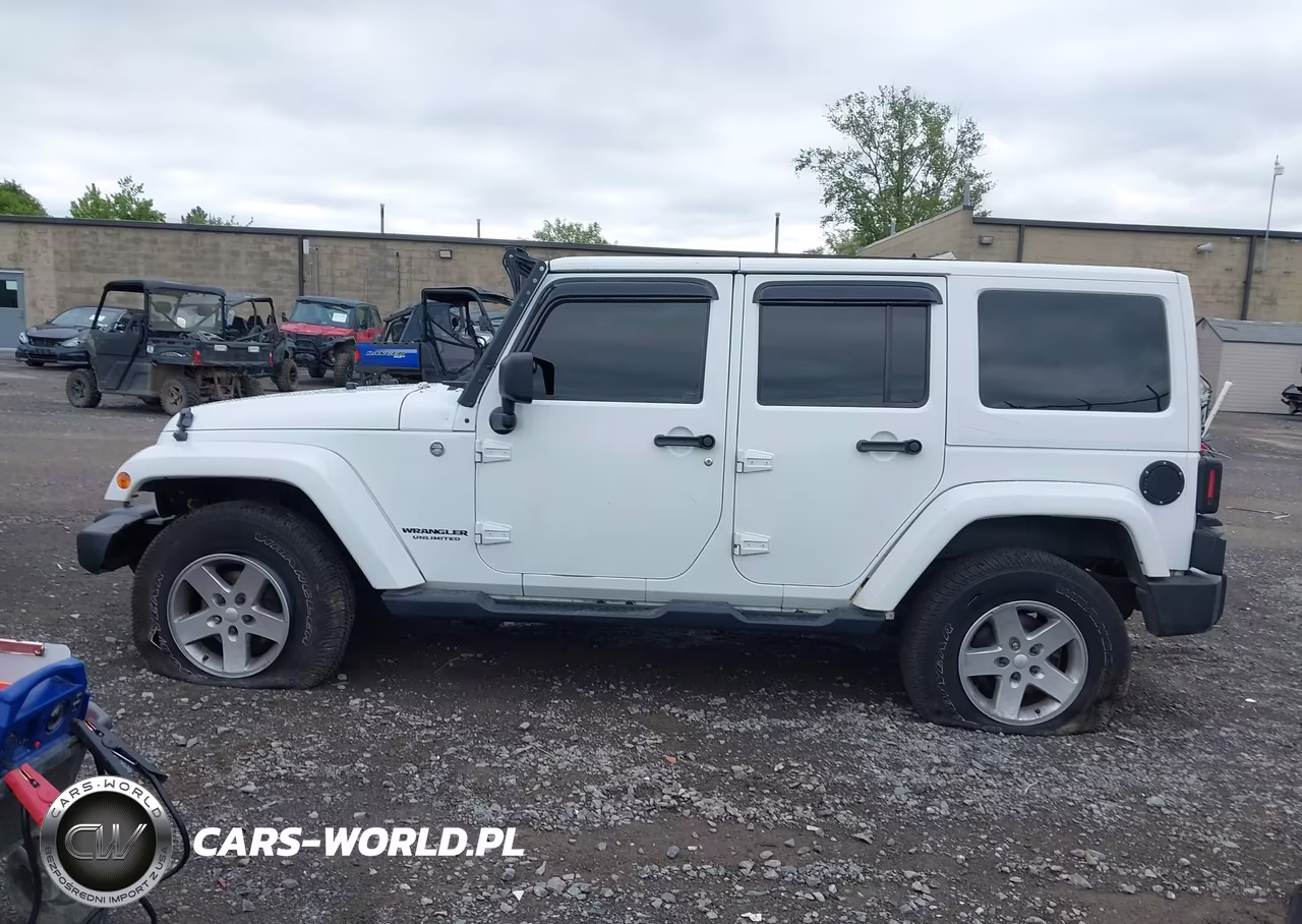 2011 Jeep Wrangler Unlimited Sport VIN:1J4BA3H12BL616928 - 15