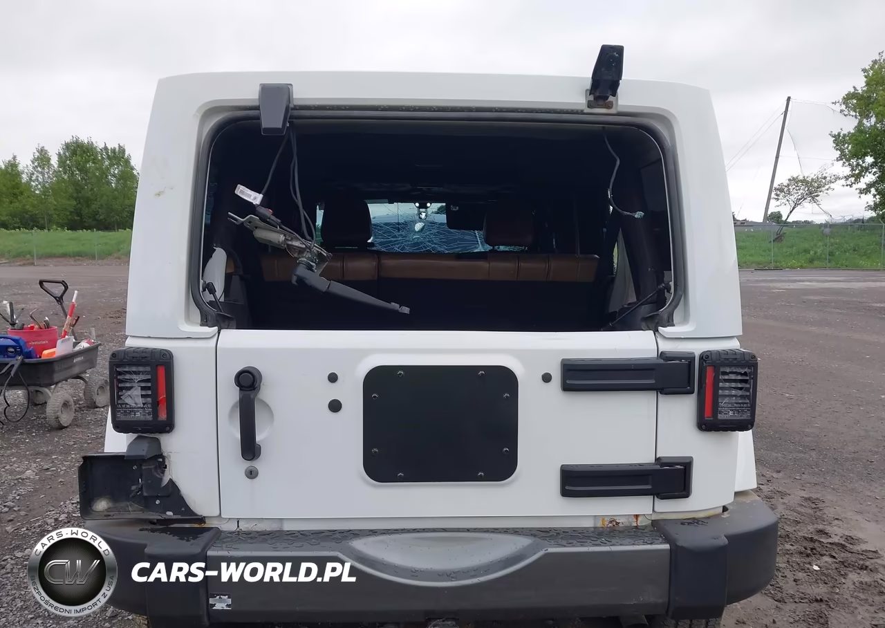 2011 Jeep Wrangler Unlimited Sport VIN:1J4BA3H12BL616928 - 17