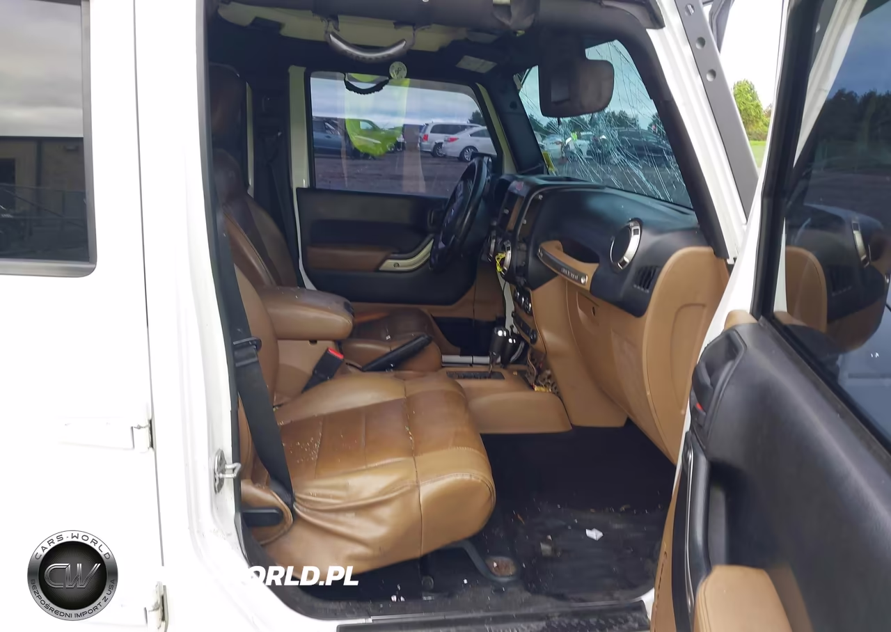 2011 Jeep Wrangler Unlimited Sport VIN:1J4BA3H12BL616928 - 5