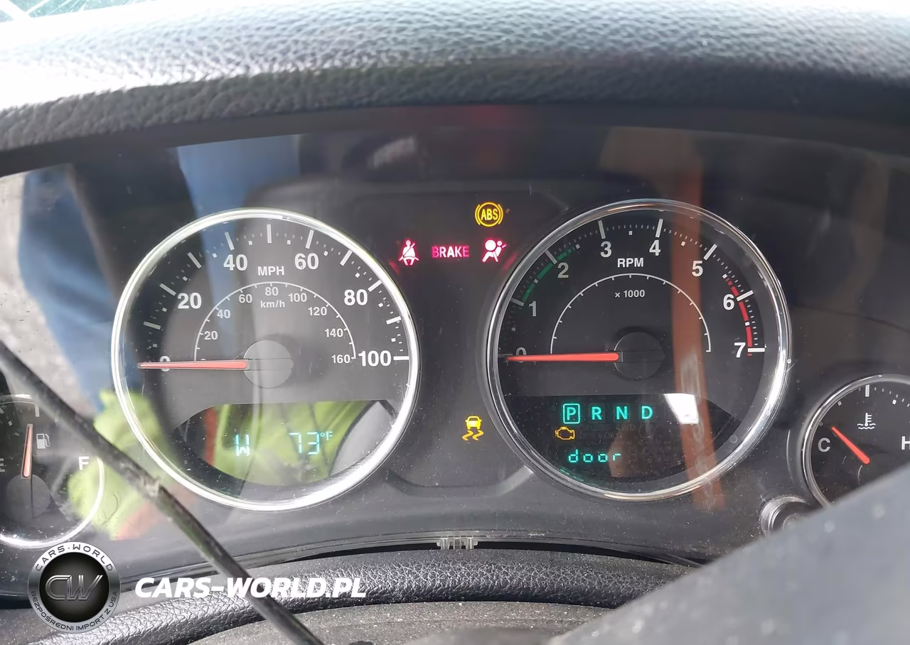 2011 Jeep Wrangler Unlimited Sport VIN:1J4BA3H12BL616928 - 7
