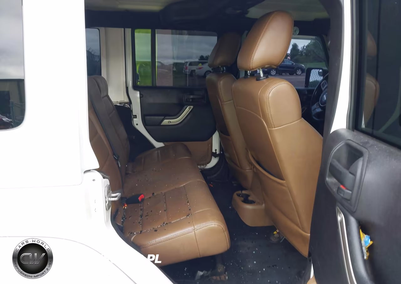 2011 Jeep Wrangler Unlimited Sport VIN:1J4BA3H12BL616928 - 8