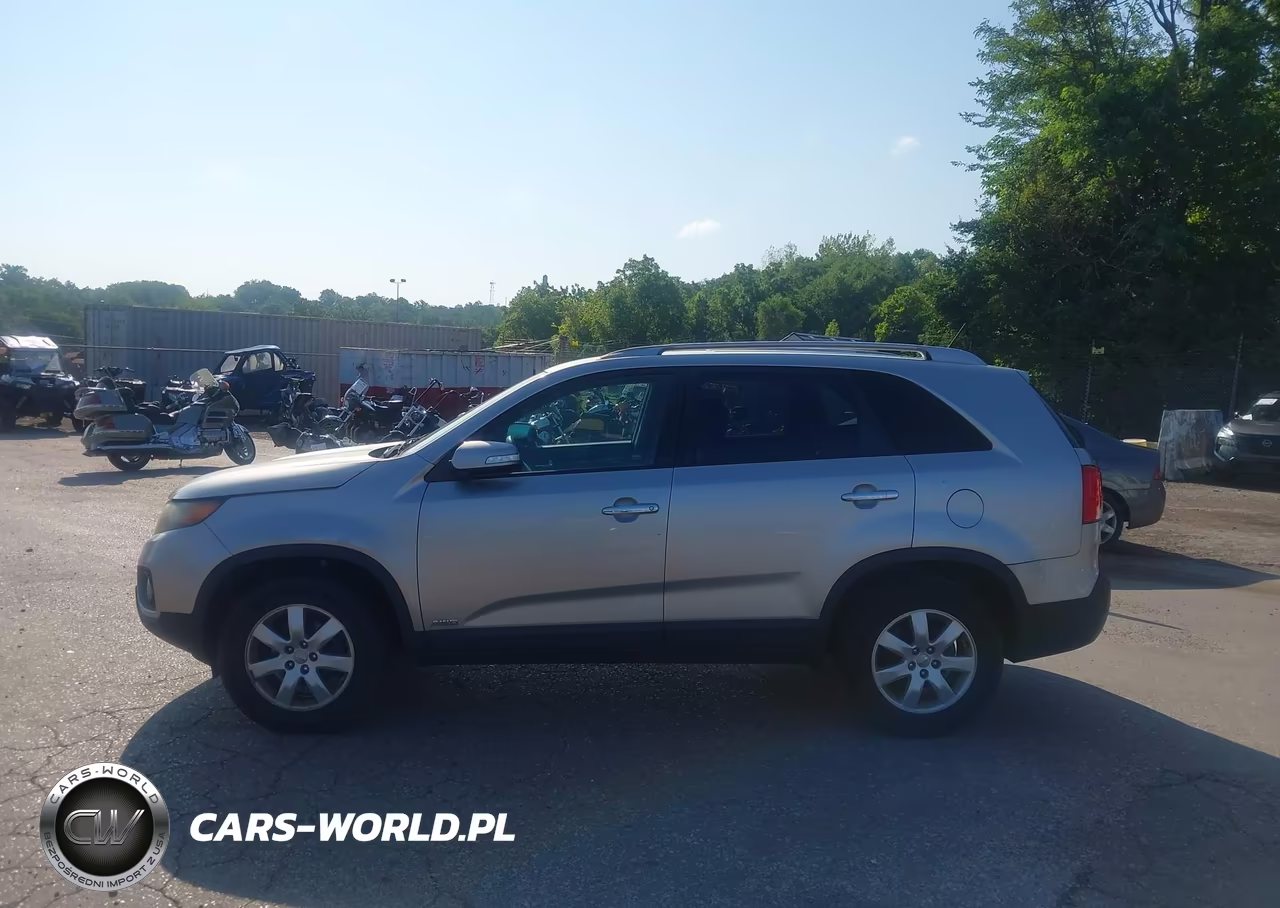 2013 Kia Sorento Lx VIN:5XYKTCA63DG335130 - 14