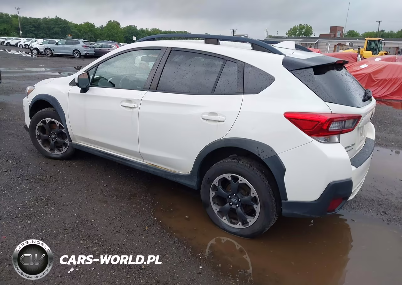2021 Subaru Crosstrek Premium VIN:JF2GTAPC1M8236581 - 3