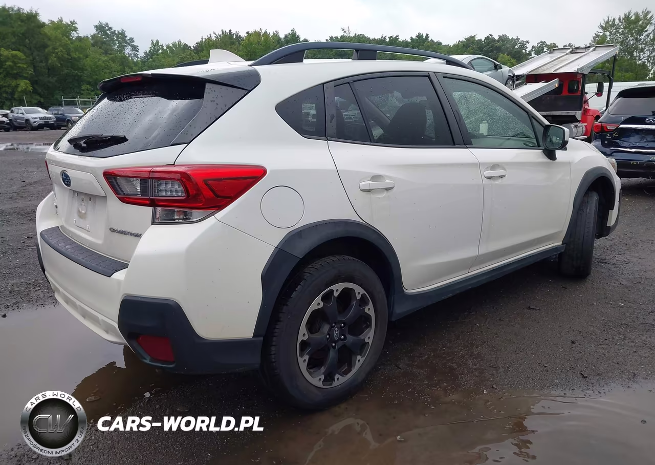 2021 Subaru Crosstrek Premium VIN:JF2GTAPC1M8236581 - 4