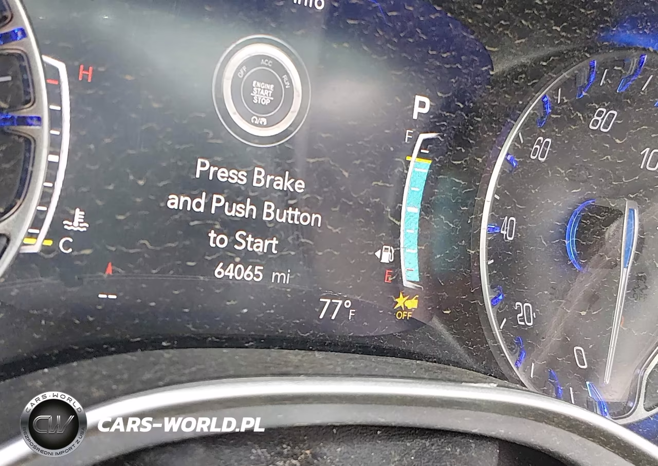 2021 Chrysler Pacifica Touring VIN:2C4RC1FG0MR565479 - 7