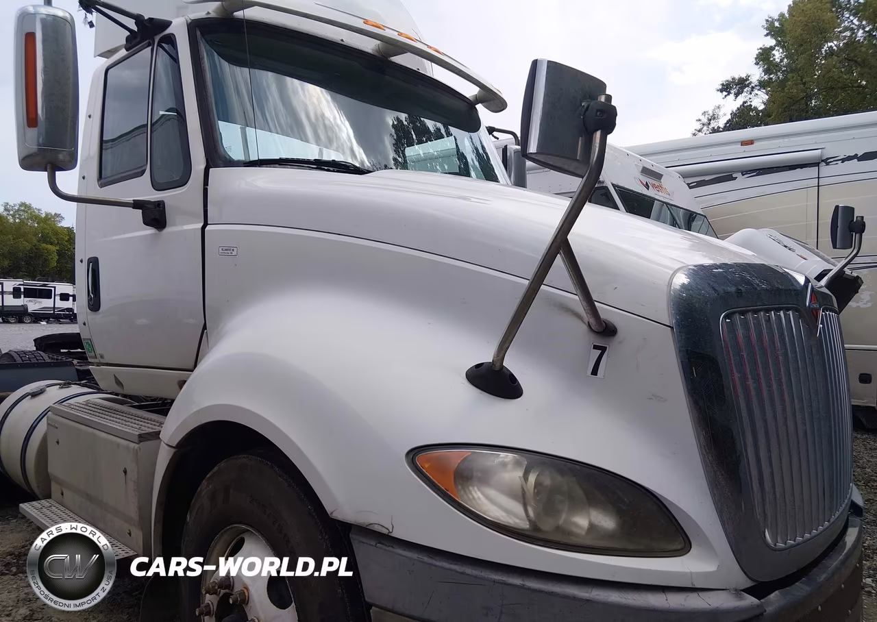 2017 International Prostar+ VIN:3HCDJAPR7HL694549 - 1