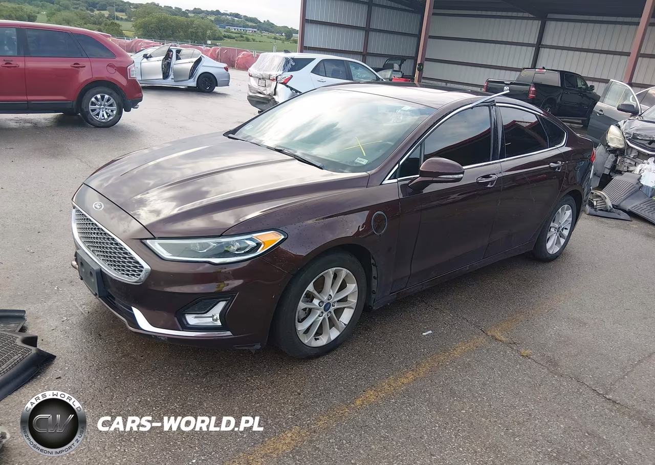 2019 Ford Fusion Energi Titanium VIN:3FA6P0SU7KR258613 - 2