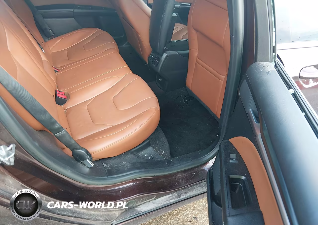 2019 Ford Fusion Energi Titanium VIN:3FA6P0SU7KR258613 - 8
