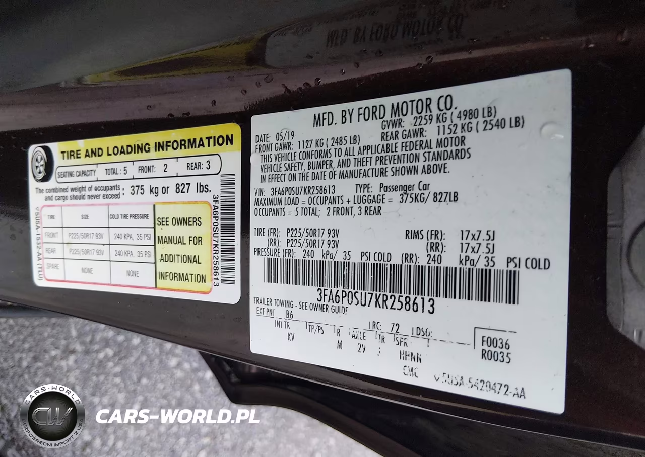 2019 Ford Fusion Energi Titanium VIN:3FA6P0SU7KR258613 - 9