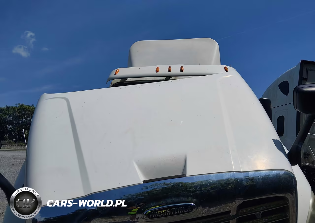 2011 Freightliner Cascadia 125 VIN:1FUJGEDV7BSAY8227 - 13
